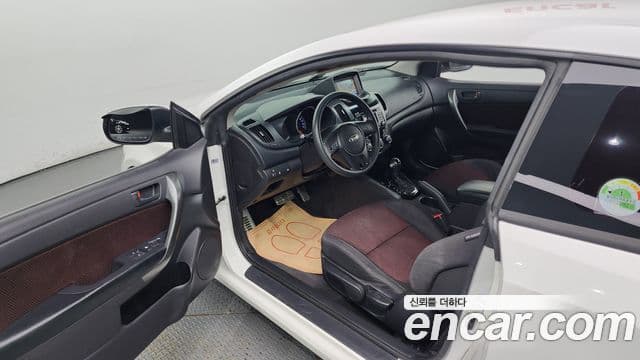 Kia Forte купе Luxury, 2011 10