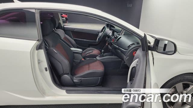 Kia Forte купе Luxury, 2011 11