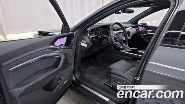 Audi e-Tron S Sportback, 2023 10