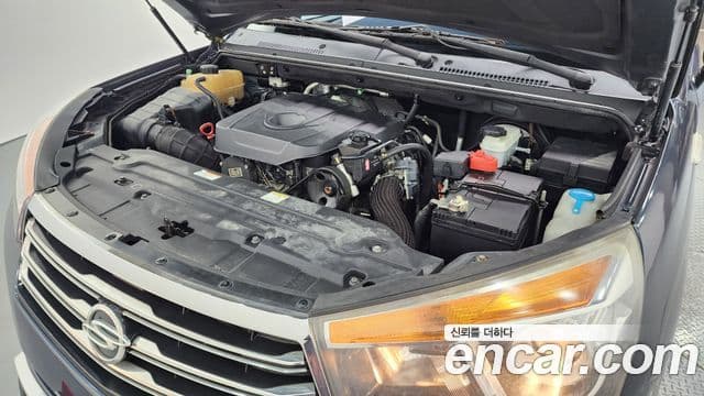 KG모빌리티(SsangYong) Korando 투리스모 4WD GT 11인승, 2014 6