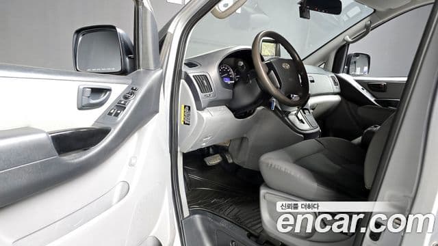 Hyundai Grand Starex Smart, 2016 11