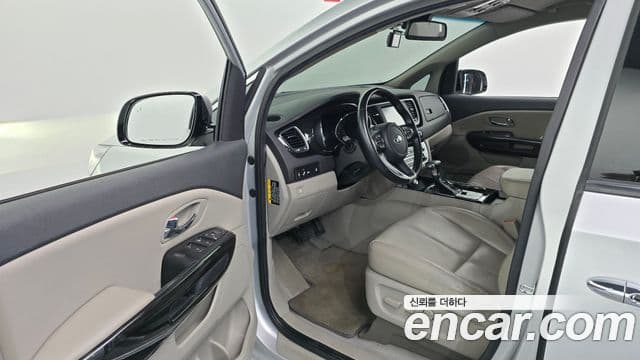 Kia The / новый New Carnival Noblesse, 2019 10