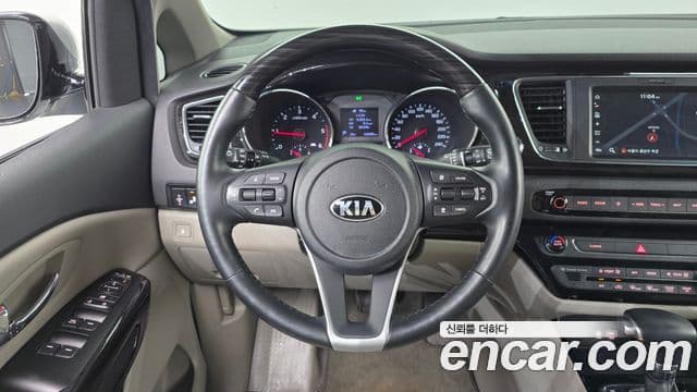 Kia The / новый New Carnival Noblesse, 2019 13