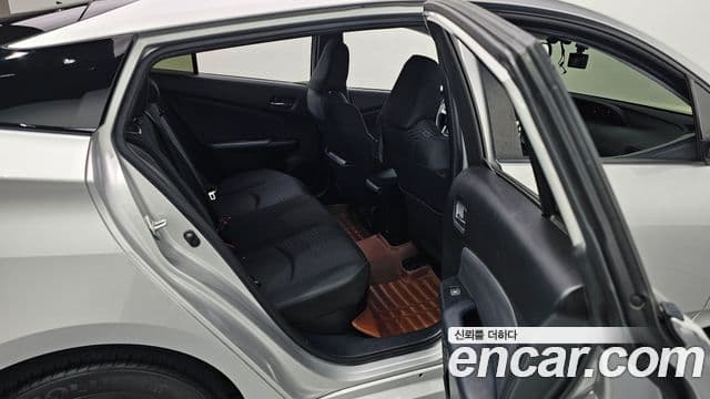 Toyota 프리우스 4세대 1.8 E, 2017 18