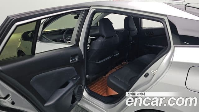 Toyota 프리우스 4세대 1.8 E, 2017 19