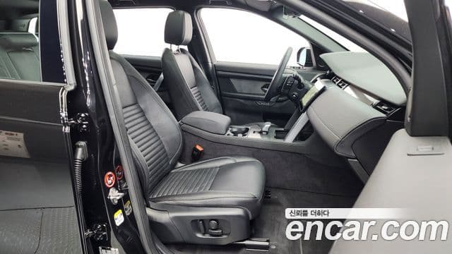 Land Rover Discovery Sport 2세대 P250 Dynamic SE, 2025 11