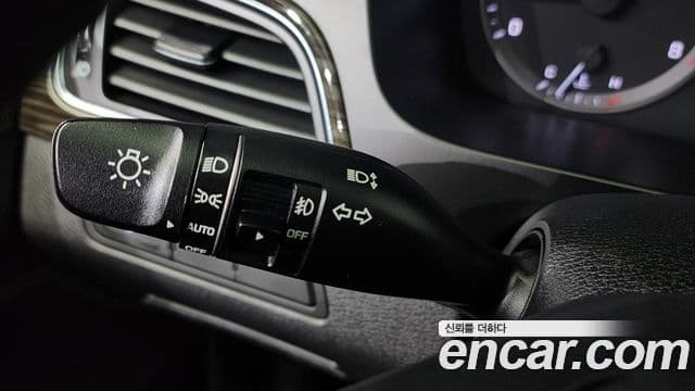 Hyundai LF Sonata 2.0 Smart, 2015 16