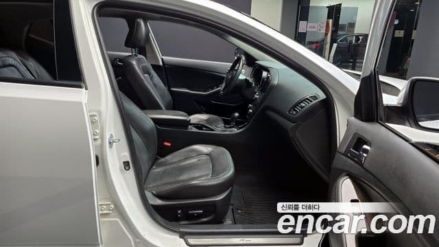 Kia K5 Noblesse, 2011 10