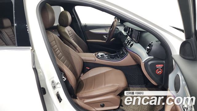 Mercedes-Benz E-класс W213 Avantgarde, 2020 11