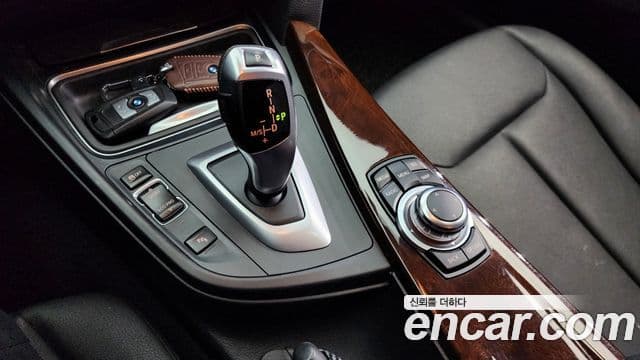 BMW 3시리즈 (F30), 2013 9