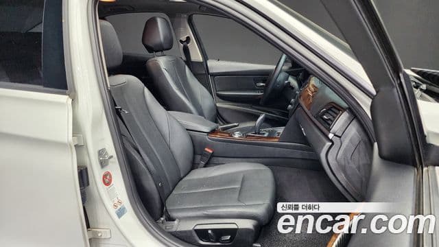 BMW 3시리즈 (F30), 2013 11