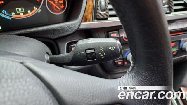 BMW 3시리즈 (F30), 2013 18