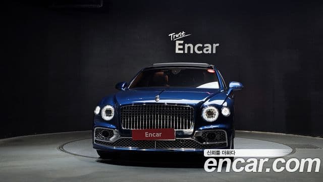 Bentley Flying Spur 3세대 4.0 Azure, 2023 3