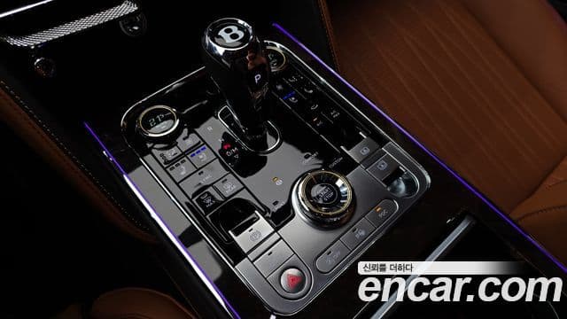 Bentley Flying Spur 3세대 4.0 Azure, 2023 9