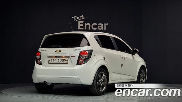 Chevrolet(GM대우) 아베오 хэтчбек Standard, 2015 2