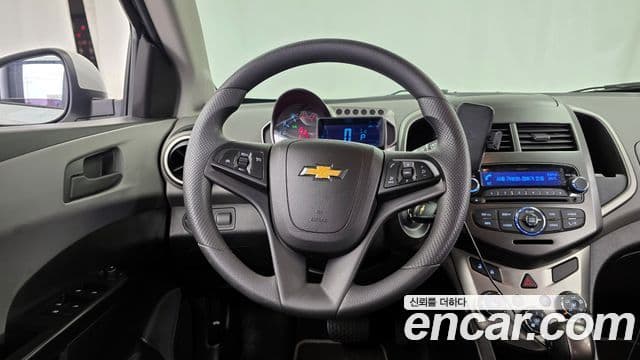 Chevrolet(GM대우) 아베오 хэтчбек Standard, 2015 13