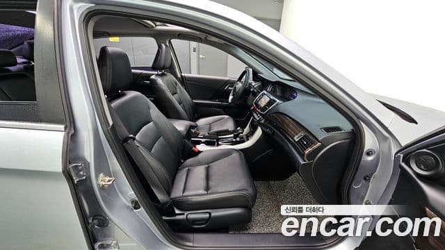 Honda 올뉴어코드 9세대, 2017 12