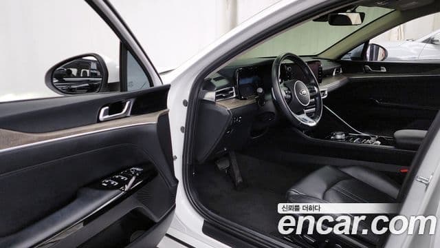 Kia K5 3세대 Noblesse, 2021 10