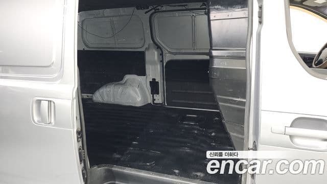 Hyundai Grand Starex Smart, 2017 12