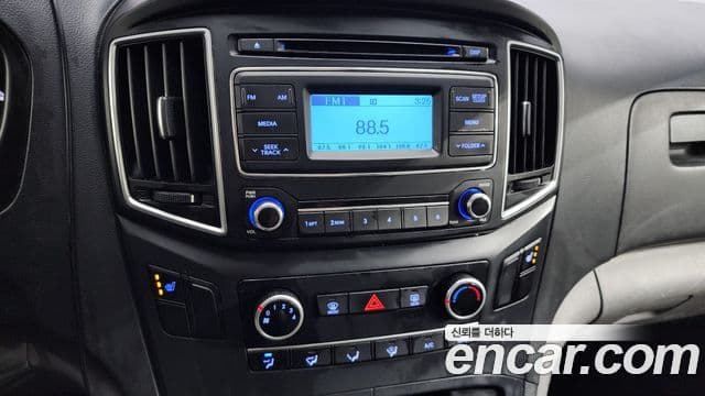 Hyundai Grand Starex Smart, 2017 15