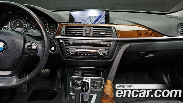 BMW 3시리즈 (F30), 2012 17