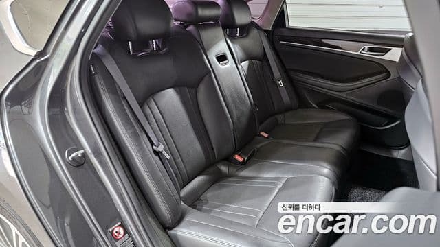 Genesis G80 Luxury, 2017 13