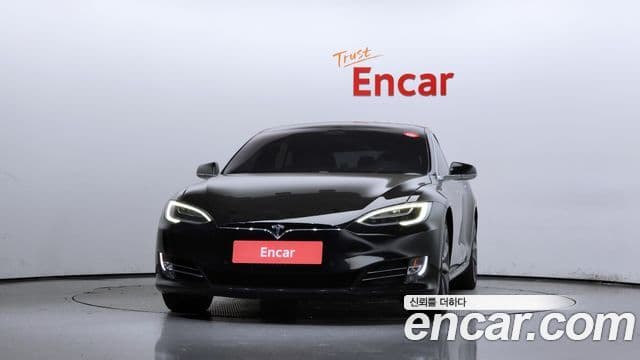 Tesla модель S, 2019 3