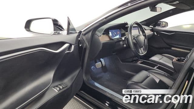 Tesla модель S, 2019 9