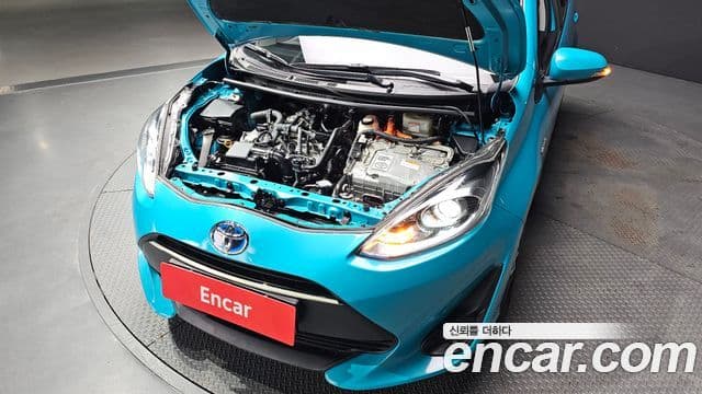 Toyota 프리우스 C, 2019 6