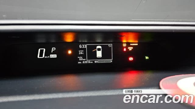 Toyota 프리우스 C, 2019 8