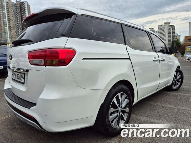 Kia All New Carnival Luxury, 2018 7