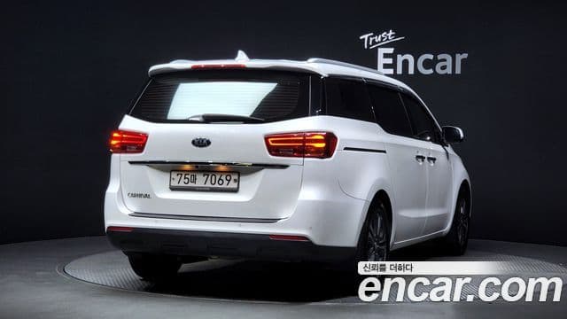 Kia The / новый New Carnival Prestige, 2019 2