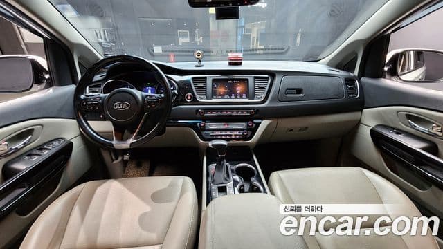Kia The / новый New Carnival Prestige, 2019 7