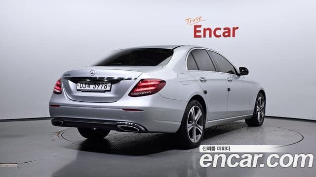 Mercedes-Benz E-класс W213 Avantgarde, 2019 2