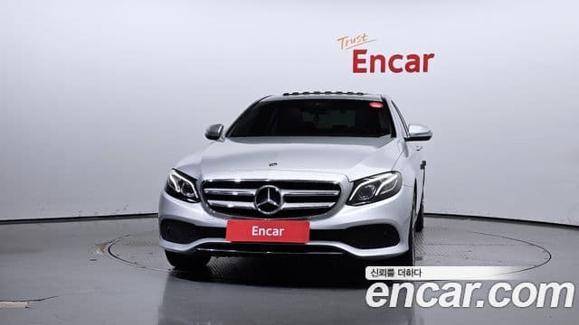 Mercedes-Benz E-класс W213 Avantgarde, 2019 3