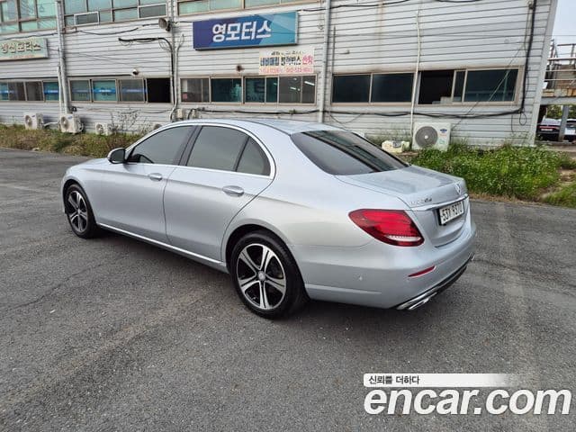 Mercedes-Benz E-класс W213 Avantgarde, 2017 2