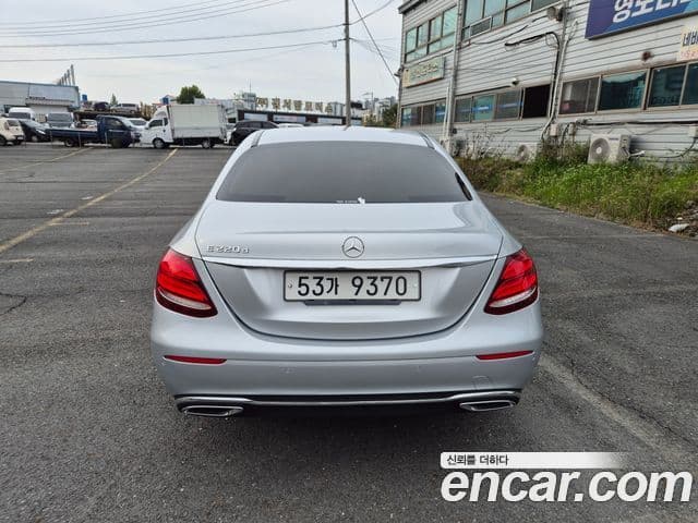 Mercedes-Benz E-класс W213 Avantgarde, 2017 4