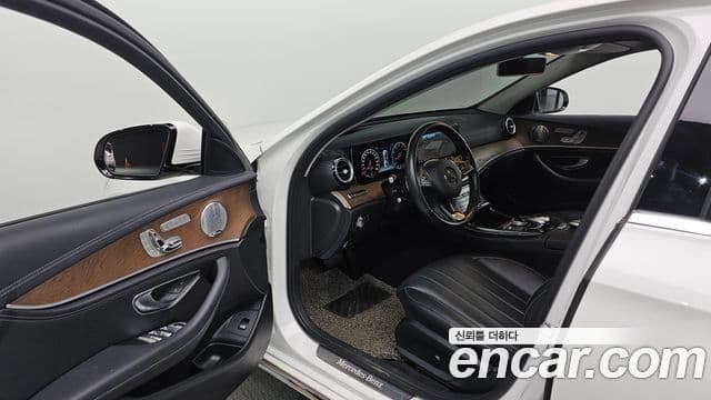 Mercedes-Benz E-класс W213 Exclusive, 2018 10