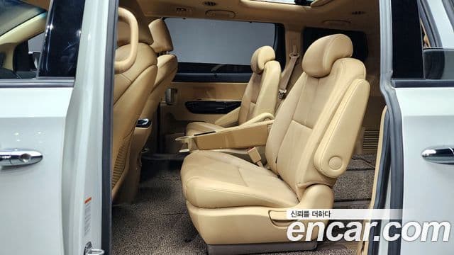 Kia The / новый New Carnival Special, 2020 12