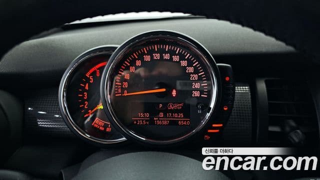 Mini Cooper D 3세대, 2014 8