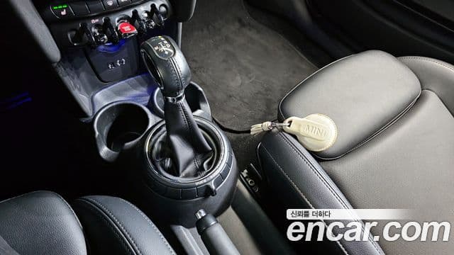 Mini Cooper D 3세대, 2014 9