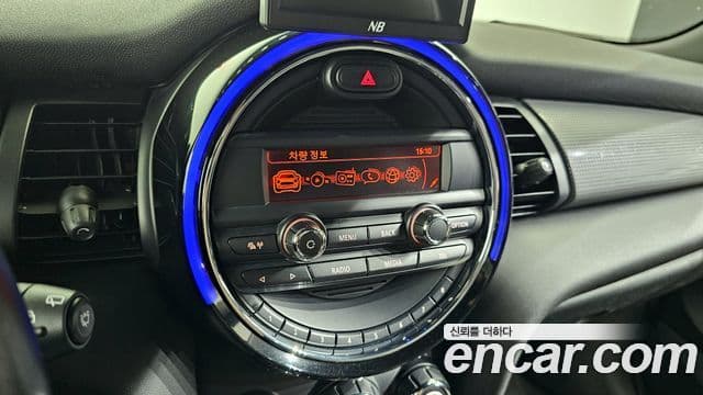 Mini Cooper D 3세대, 2014 16