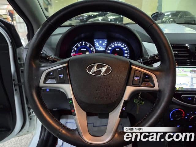 Hyundai Accent(новый кузов / новое поколение) Modern, 2015 9