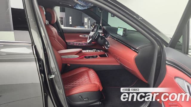 Genesis GV70, 2024 11