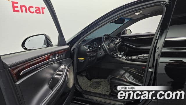 Genesis EQ900 Prestige, 2016 10