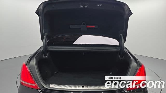 Genesis EQ900 Prestige, 2016 20