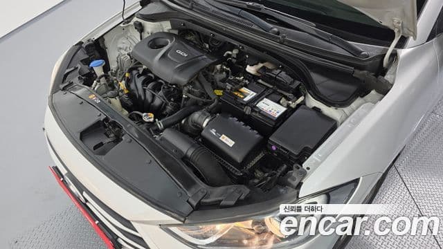 Hyundai Avante AD 1.6 GDI Smart, 2016 6