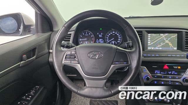 Hyundai Avante AD 1.6 GDI Smart, 2016 13