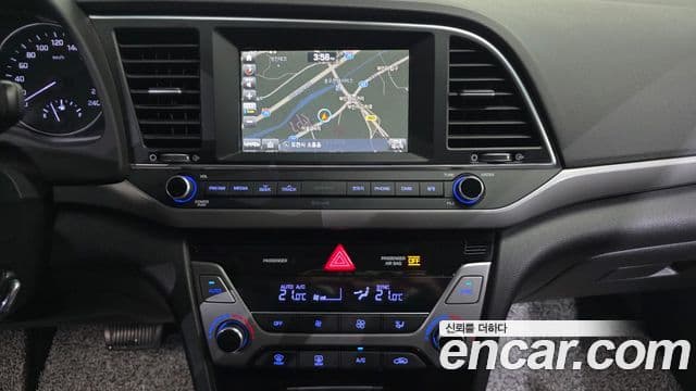 Hyundai Avante AD 1.6 GDI Smart, 2016 14