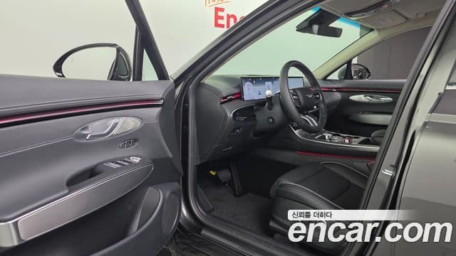 Genesis GV70, 2025 12